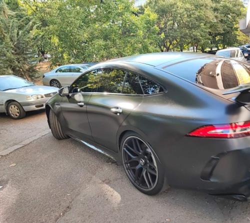 Затъмняване на стъкла Бургас автомобил mercedes gt63S с автомобилно фолио 5