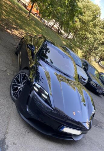 porshe-taycan2