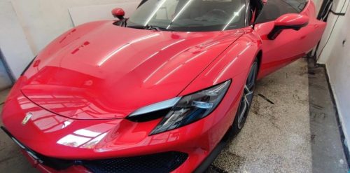 zatumnjavane-na-stukla-ferrari-4